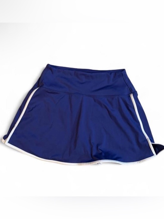 DSG Dresses & Skirts - DSG Navy Skort with White Piping